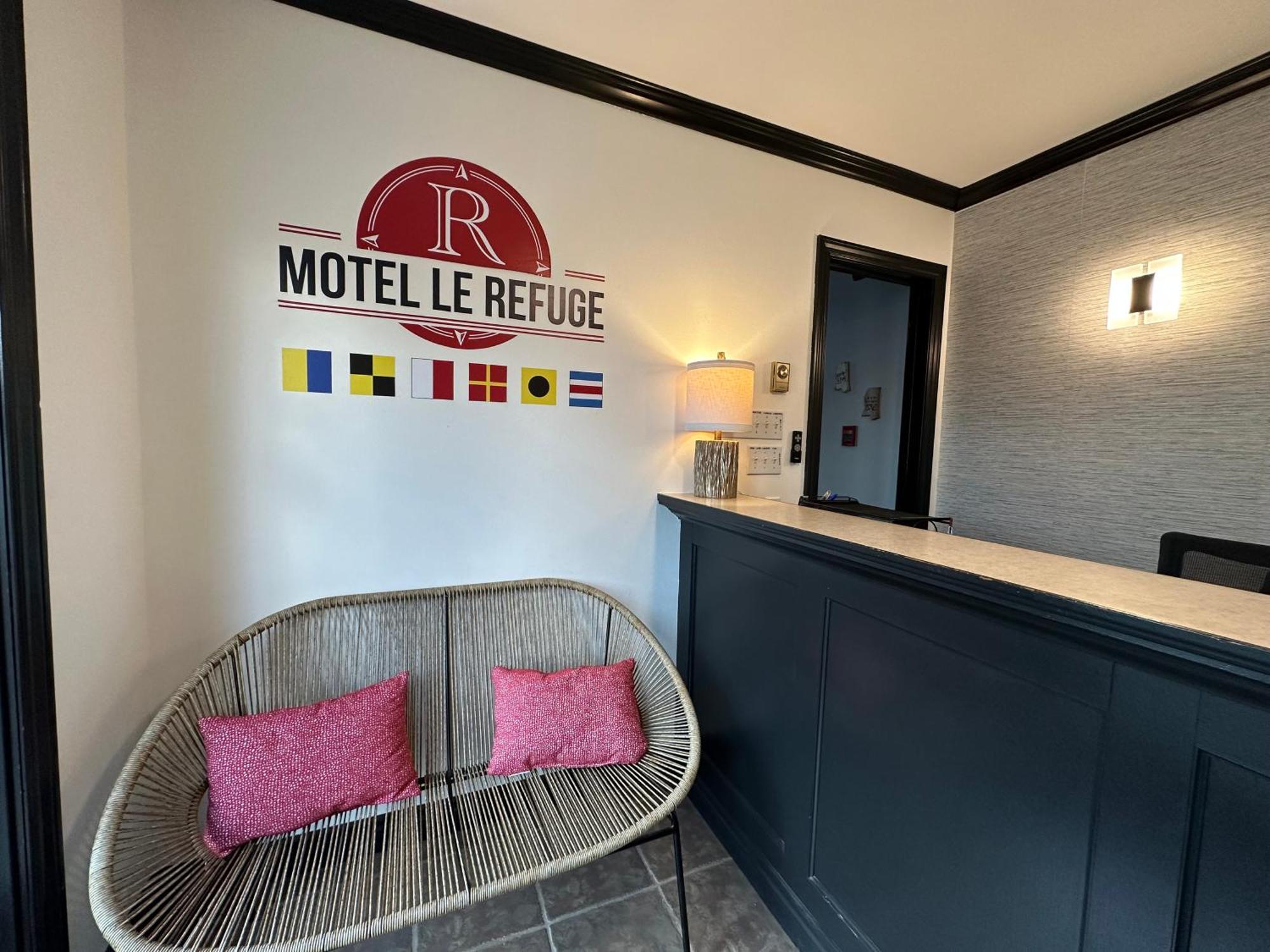 Motel Le Refuge Sherbrooke Exterior photo